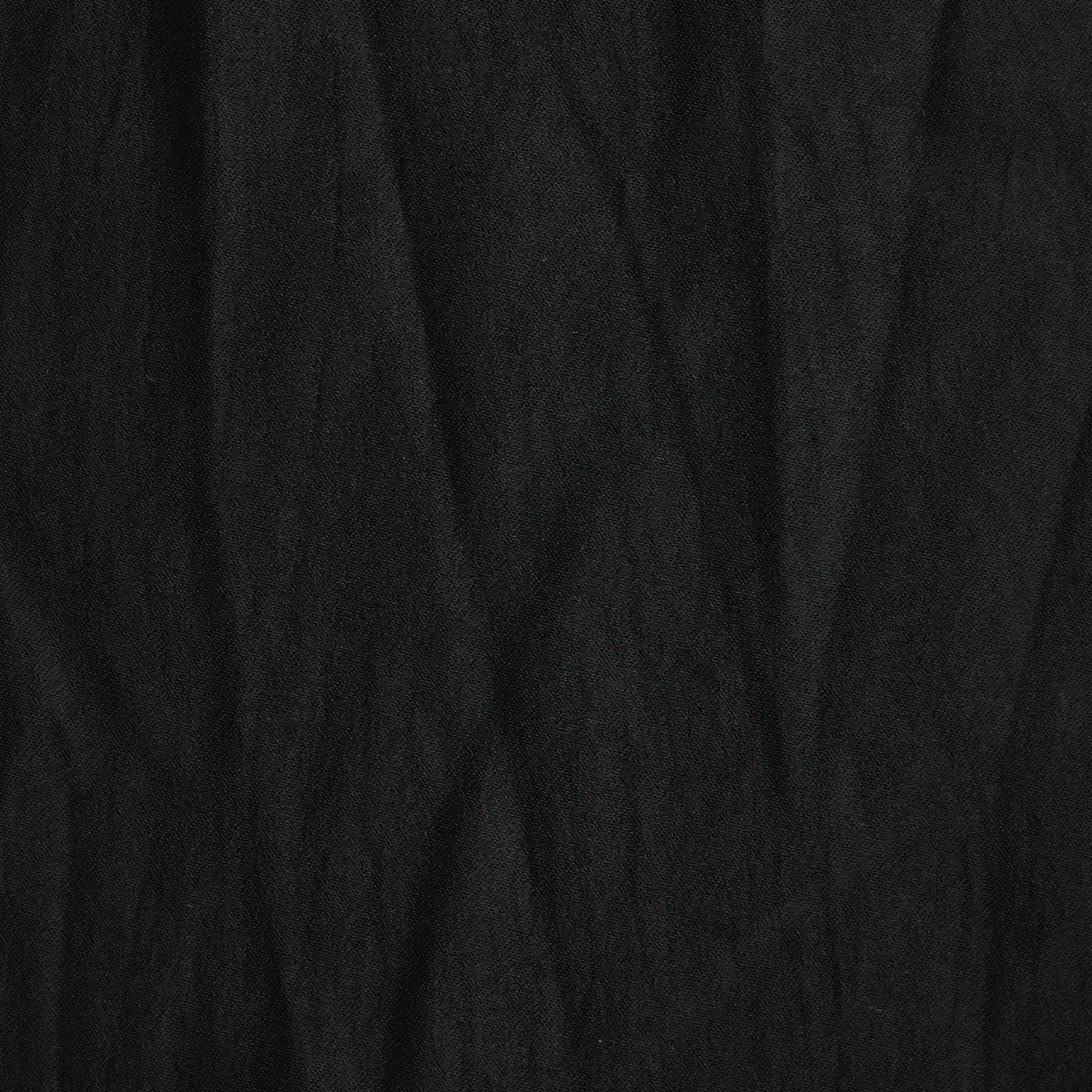 01 Jet Black